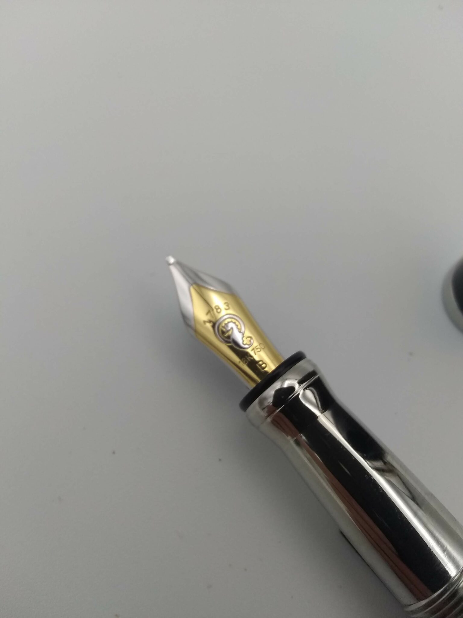 Waterford Black Fountain Pen 18K Broad Nib Pen Realm