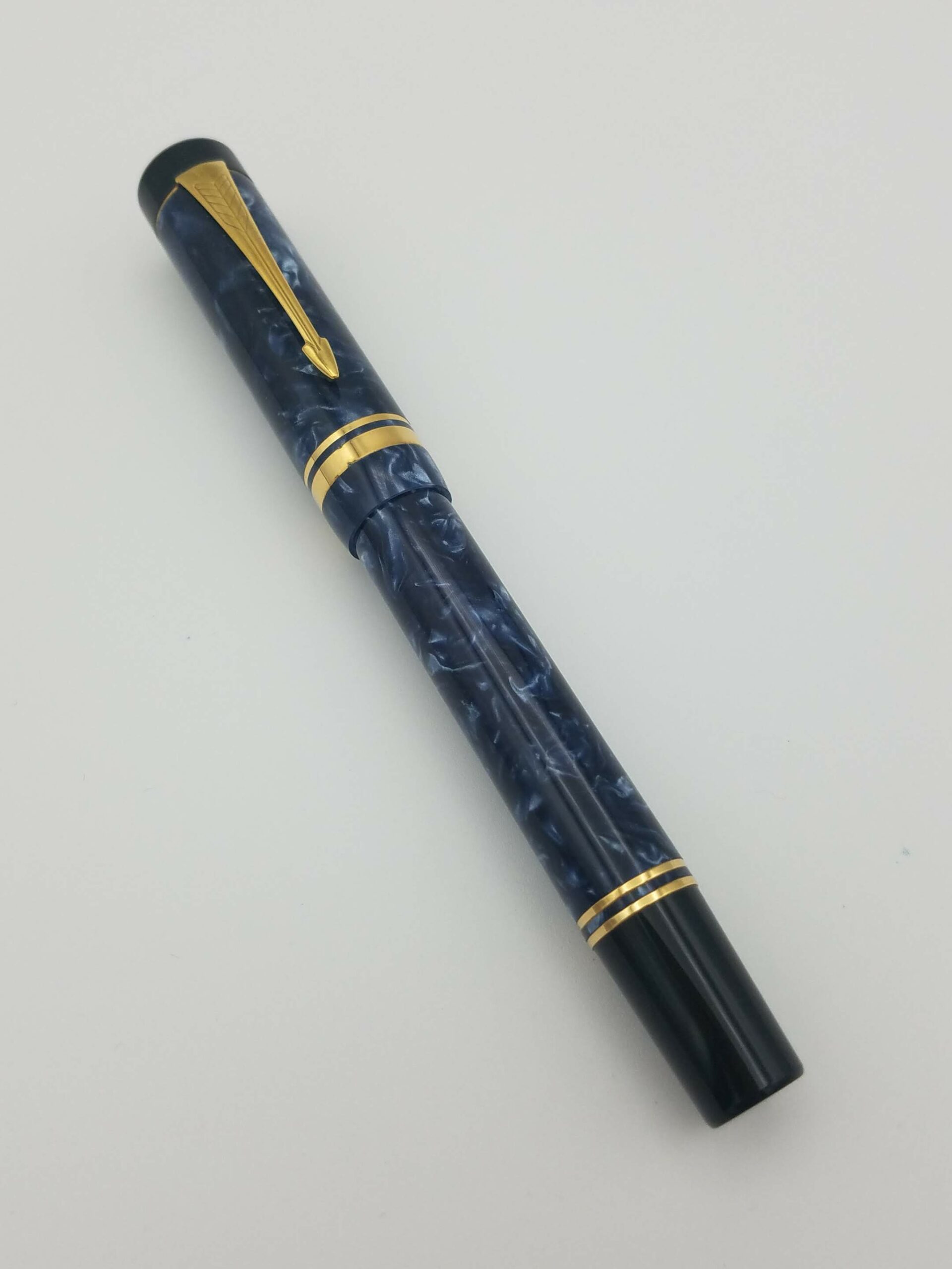 Parker Duofold Centennial Blue Marble - 18k Medium Nib