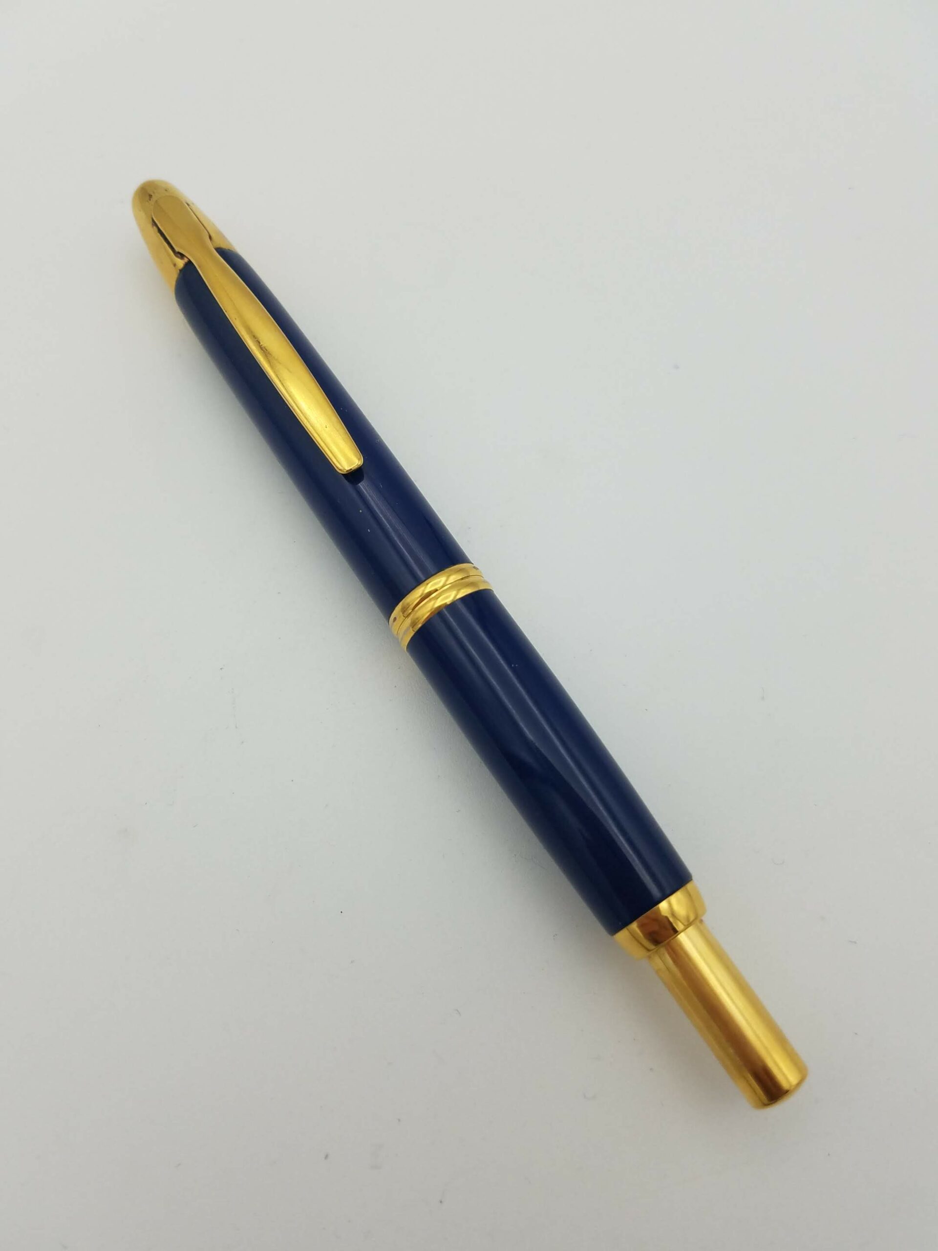 Pilot Vanishing Point Fountain Pen Gold Trim - Pen Realm