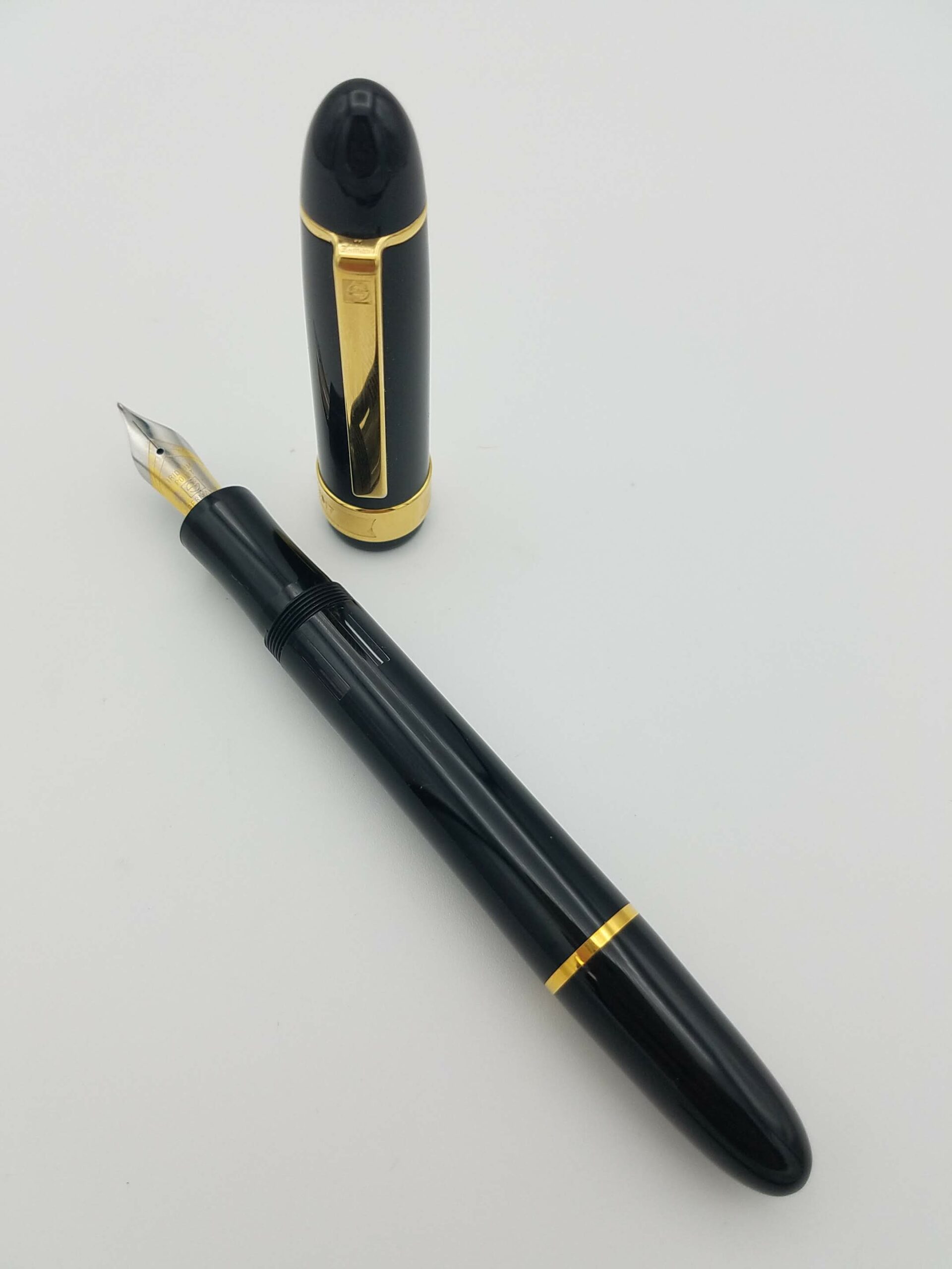 operator generatie 鍔 Senator President Black Fountain Pen – Medium Steel Nib - Pen Realm