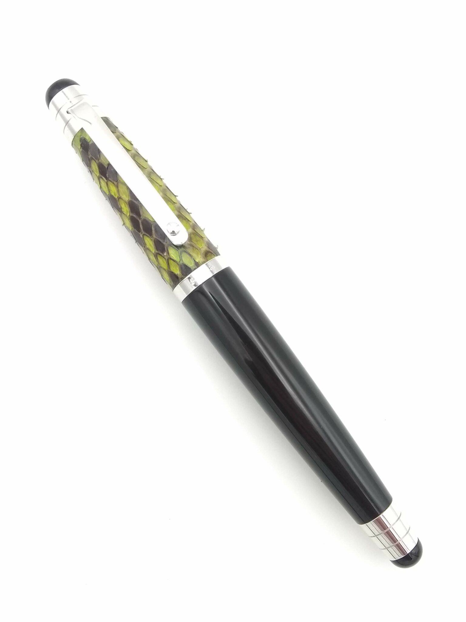 Signum Nova Python Green & Black – 18k Broad Nib - Pen Realm