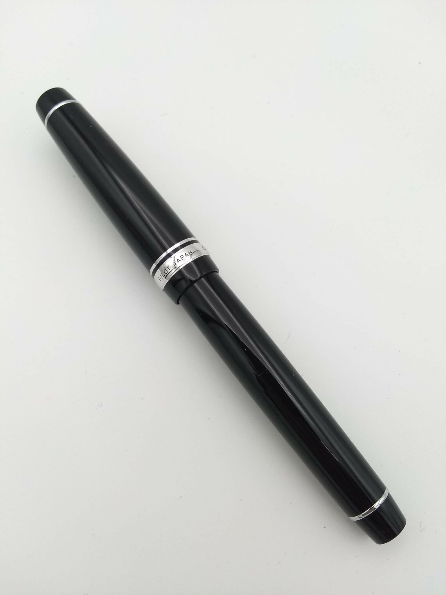 Pilot Custom Heritage 912 Black 14k Waverly Nib Pen Realm
