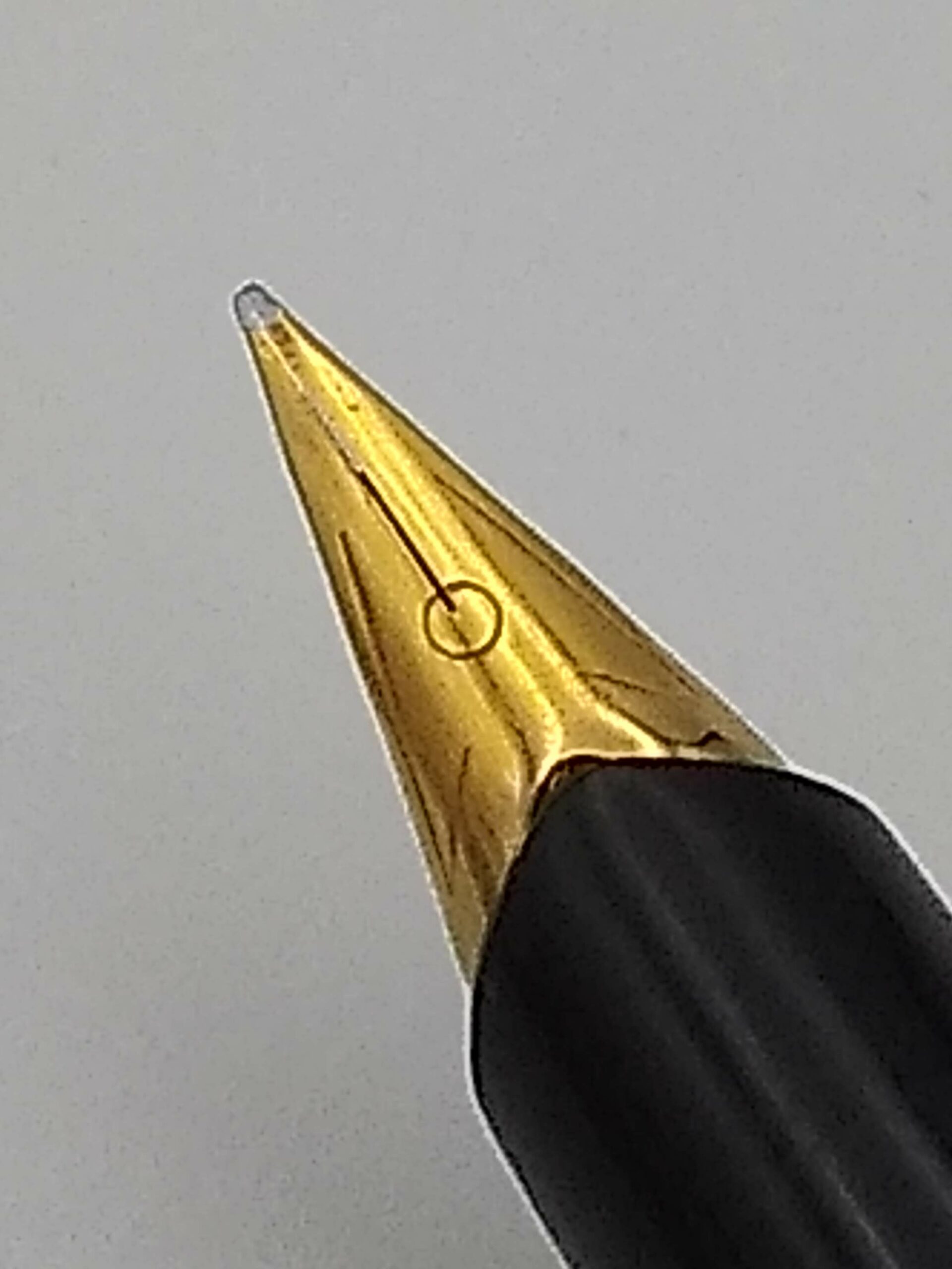 Pelikan 20 Silvexa Black & Silver – 14k Medium Nib - Pen Realm