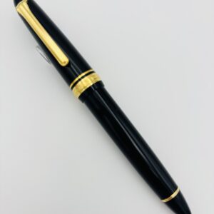 Sailor 1911S Black & Gold - 14k Zoom Nib